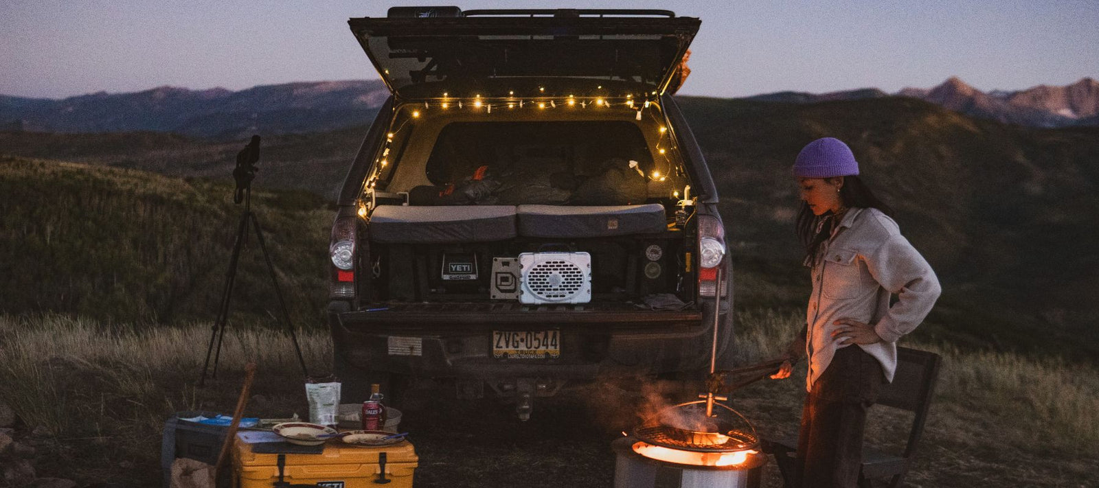 Holiday Gift Guide for those who love the outdoors and good sleep